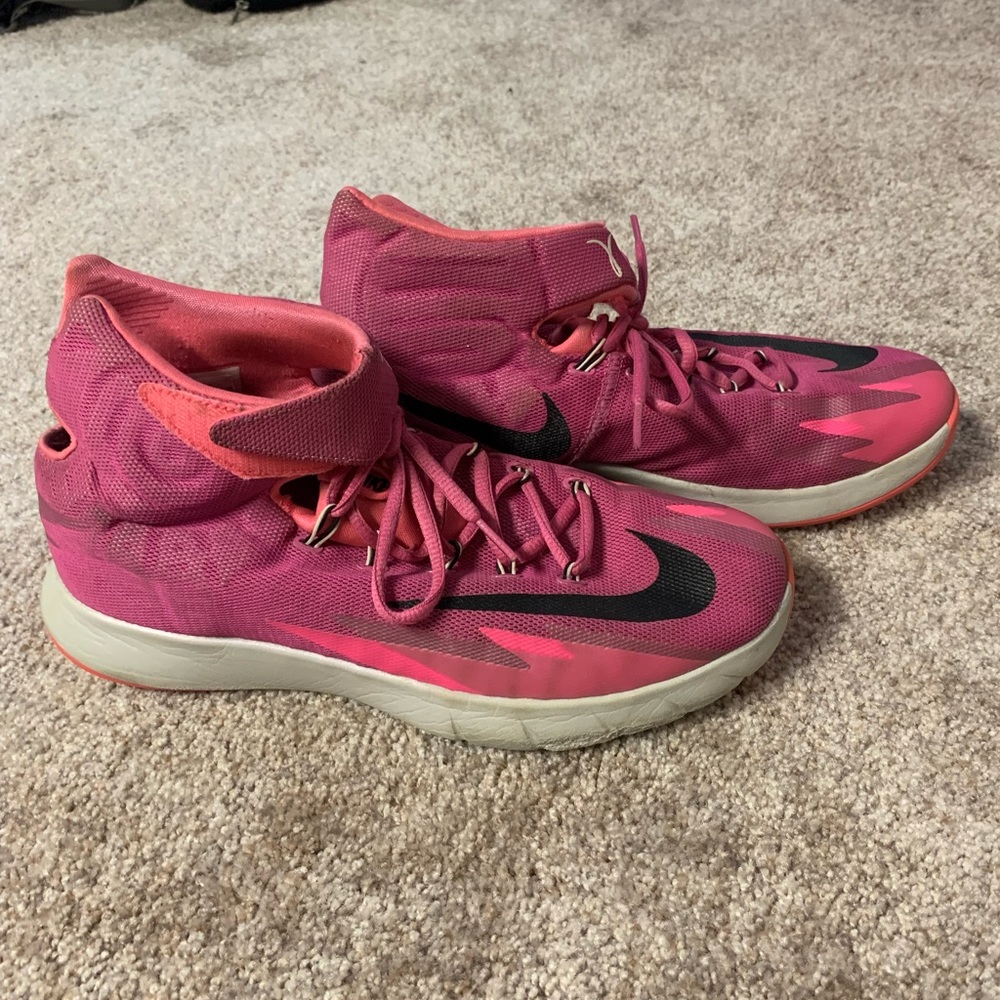Nike Basketball Shoes - Pink